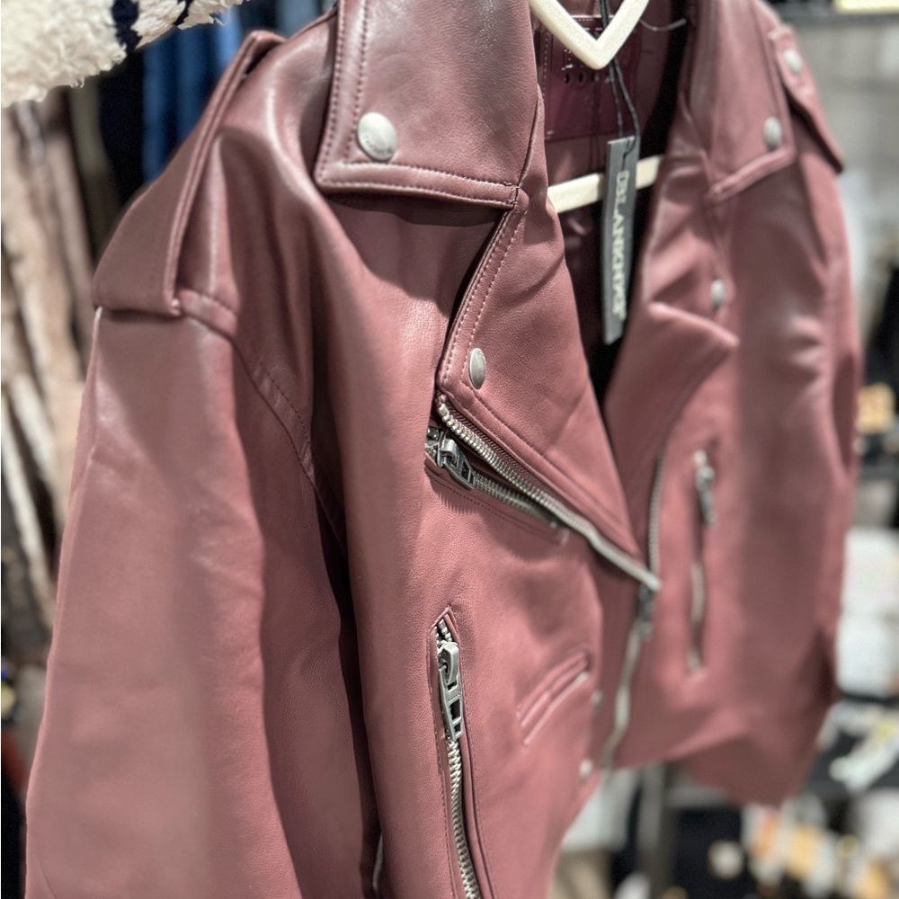 402. Blank NYC Leatherette Moto Jacket XS NWT - Picture 6 of 7
